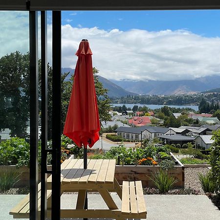 Lake Views - New Apartment With Room To Relax 瓦纳卡 外观 照片